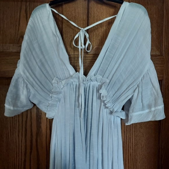 Elegant White Bathing Suit Cover-up Size 12 - Picture 4 of 7
